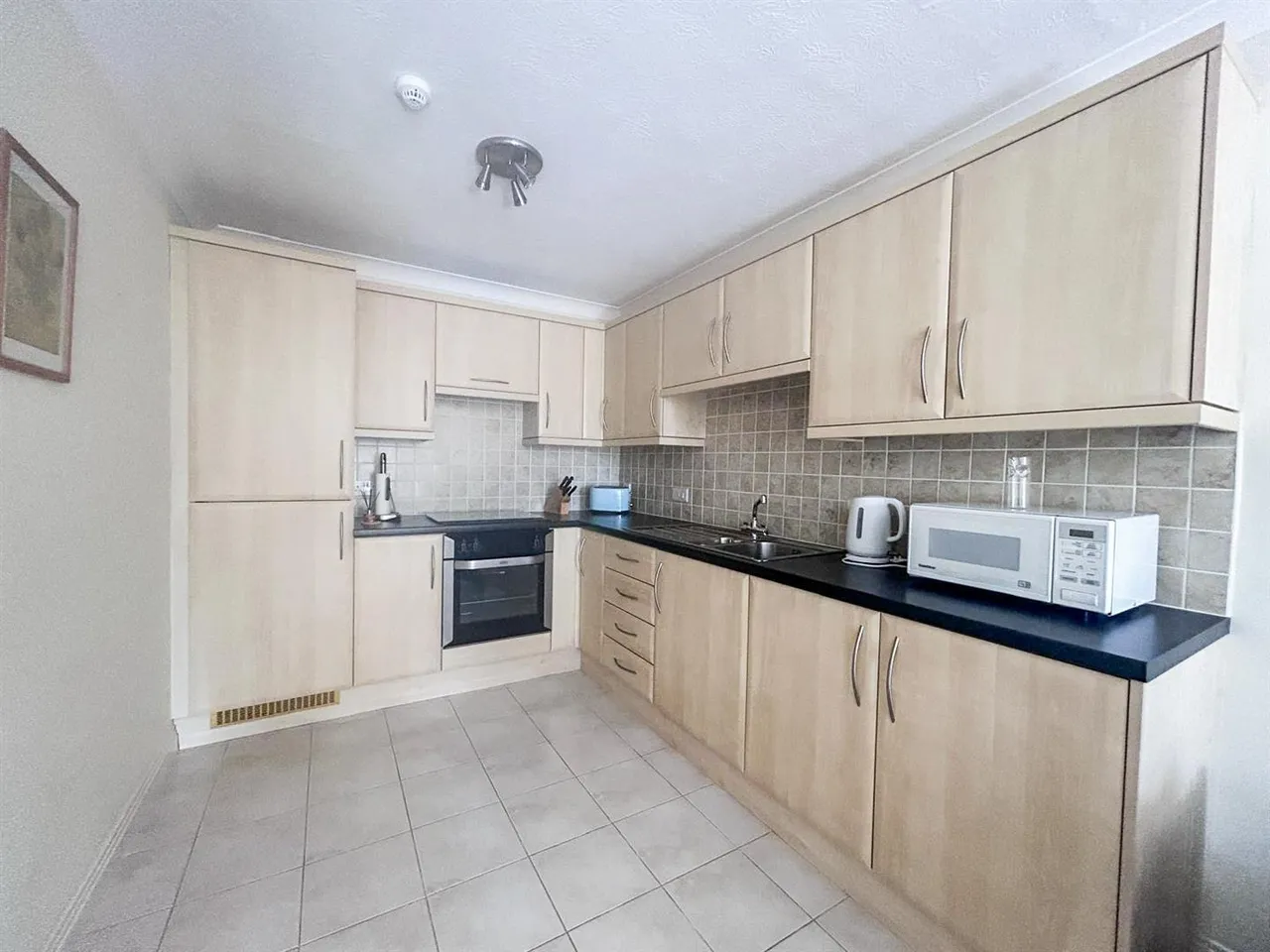 Belmont, Terminus Road, Bexhill-On-Sea,, TN39 3LL, photo 3