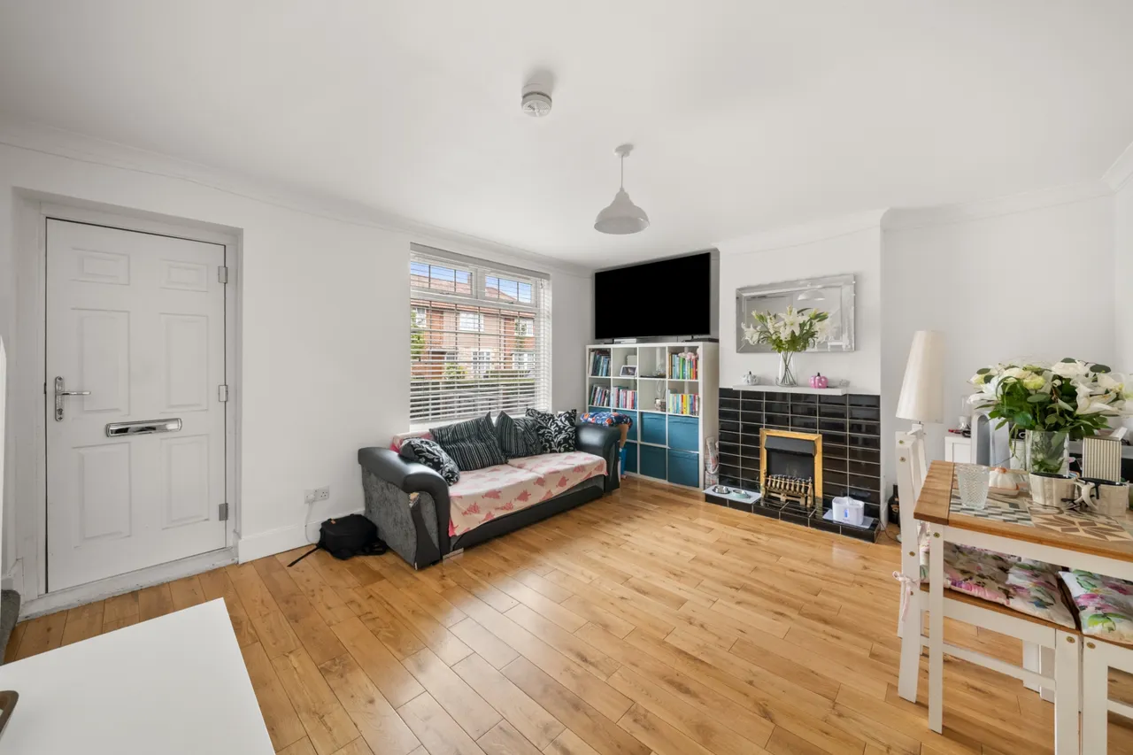 Kennedy Road, Hanwell, W7, photo 3