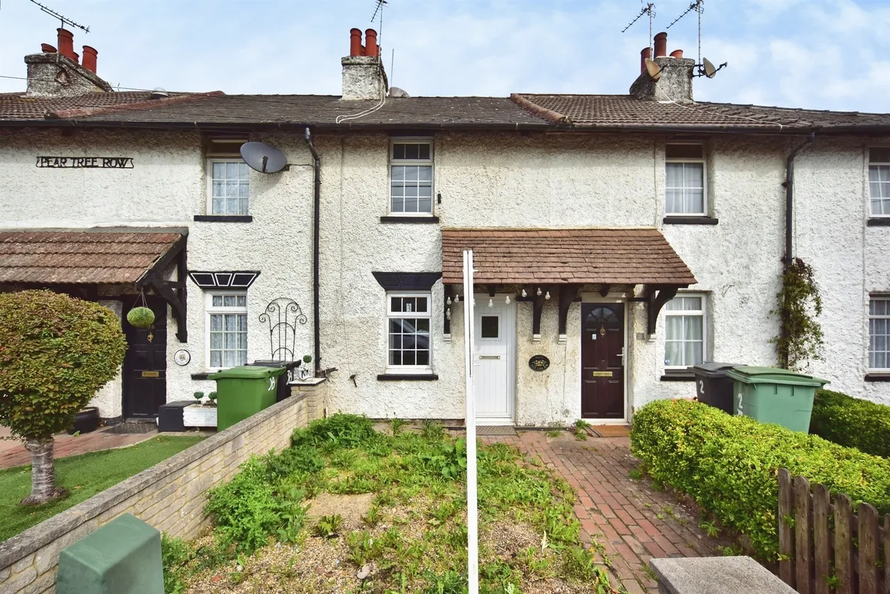 Pear Tree Row, Maidstone, ME17, photo 15