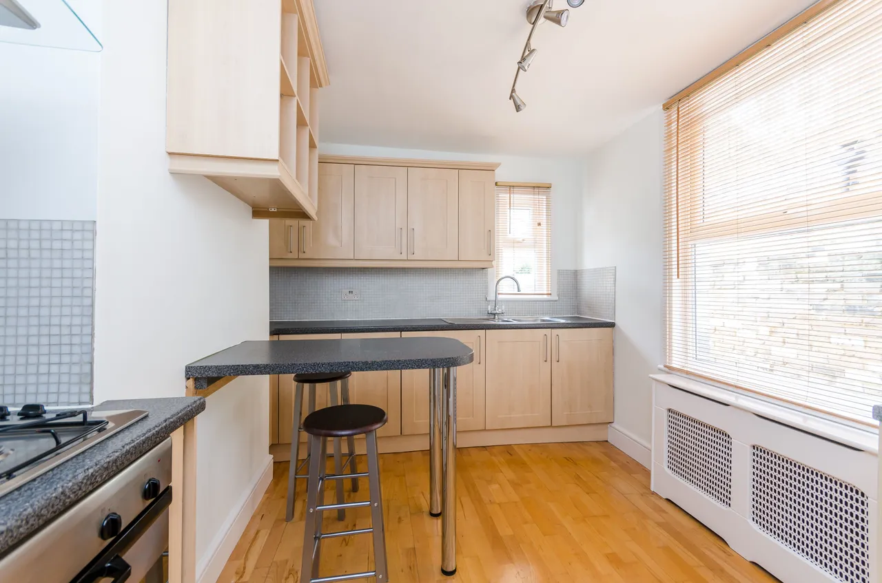 72 Pellerin Road, London, photo 5