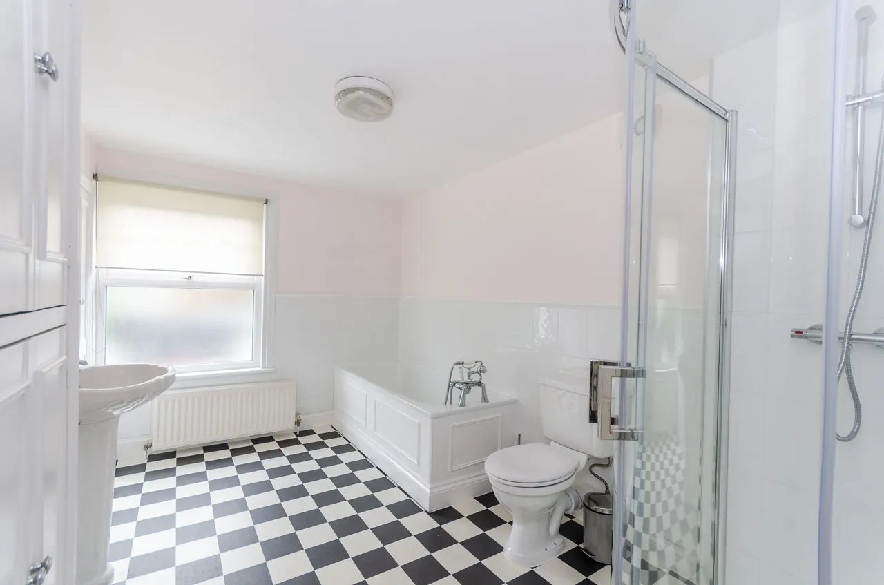 72 Pellerin Road, London, photo 8