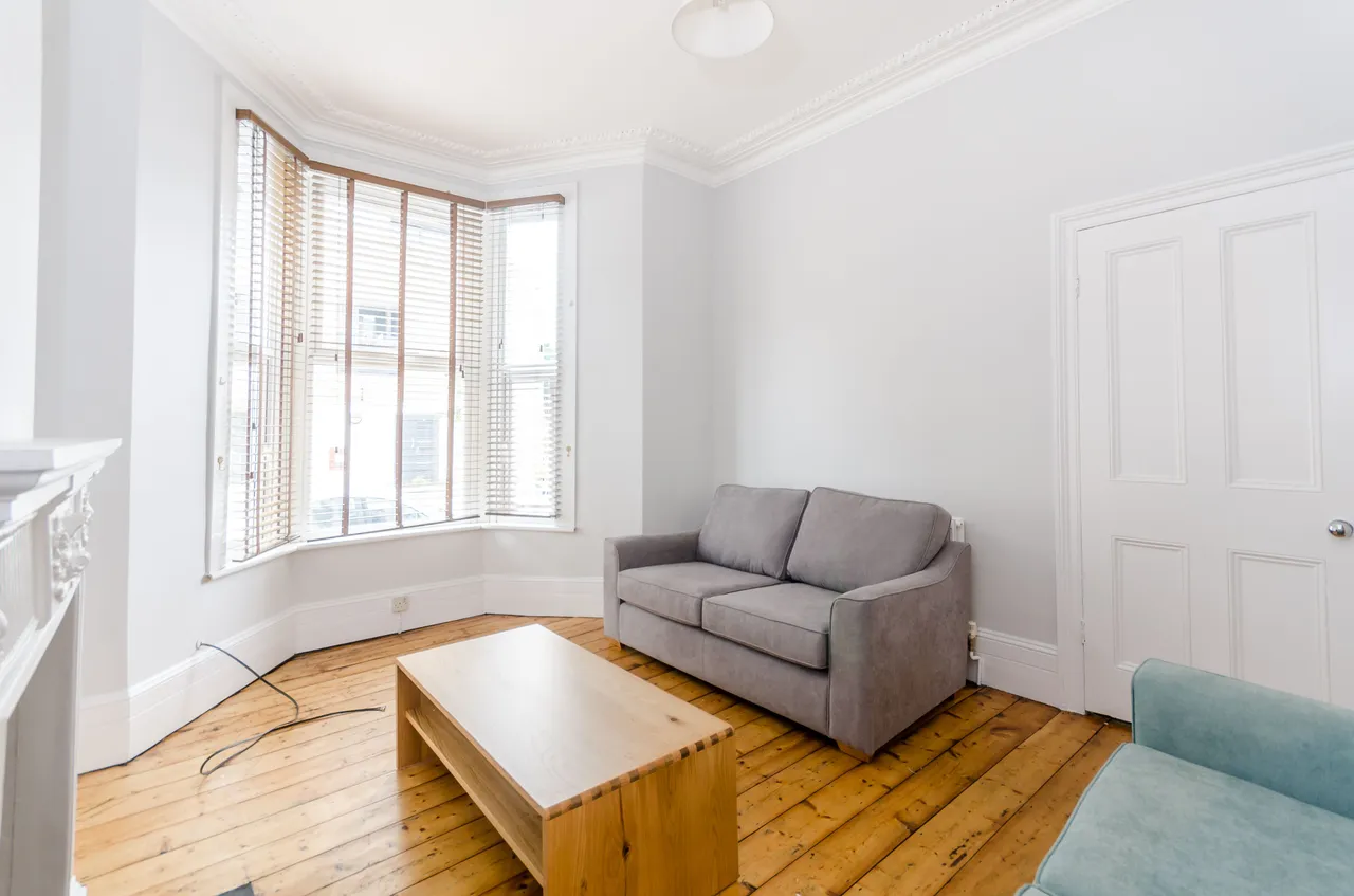 72 Pellerin Road, London, photo 4