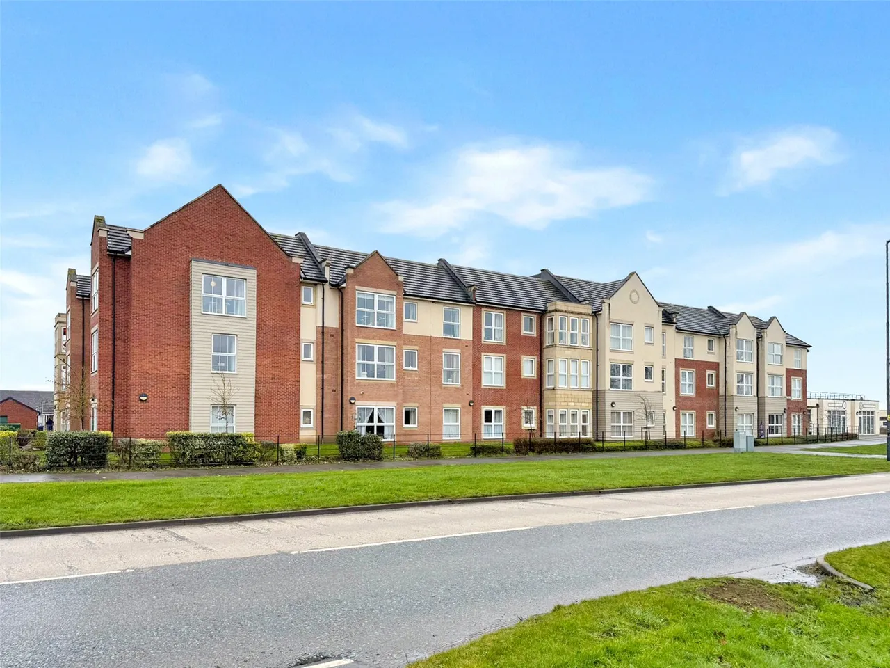 2 bed flat for sale — Orchid House, Acacia Drive, Thirsk, North Yorkshire, YO7 1GT