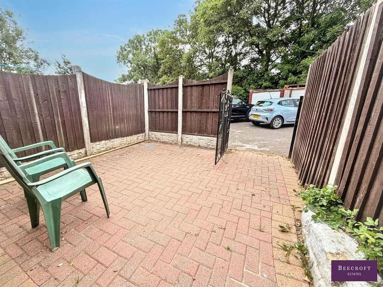 Rotherham Road, Great Houghton, photo 9