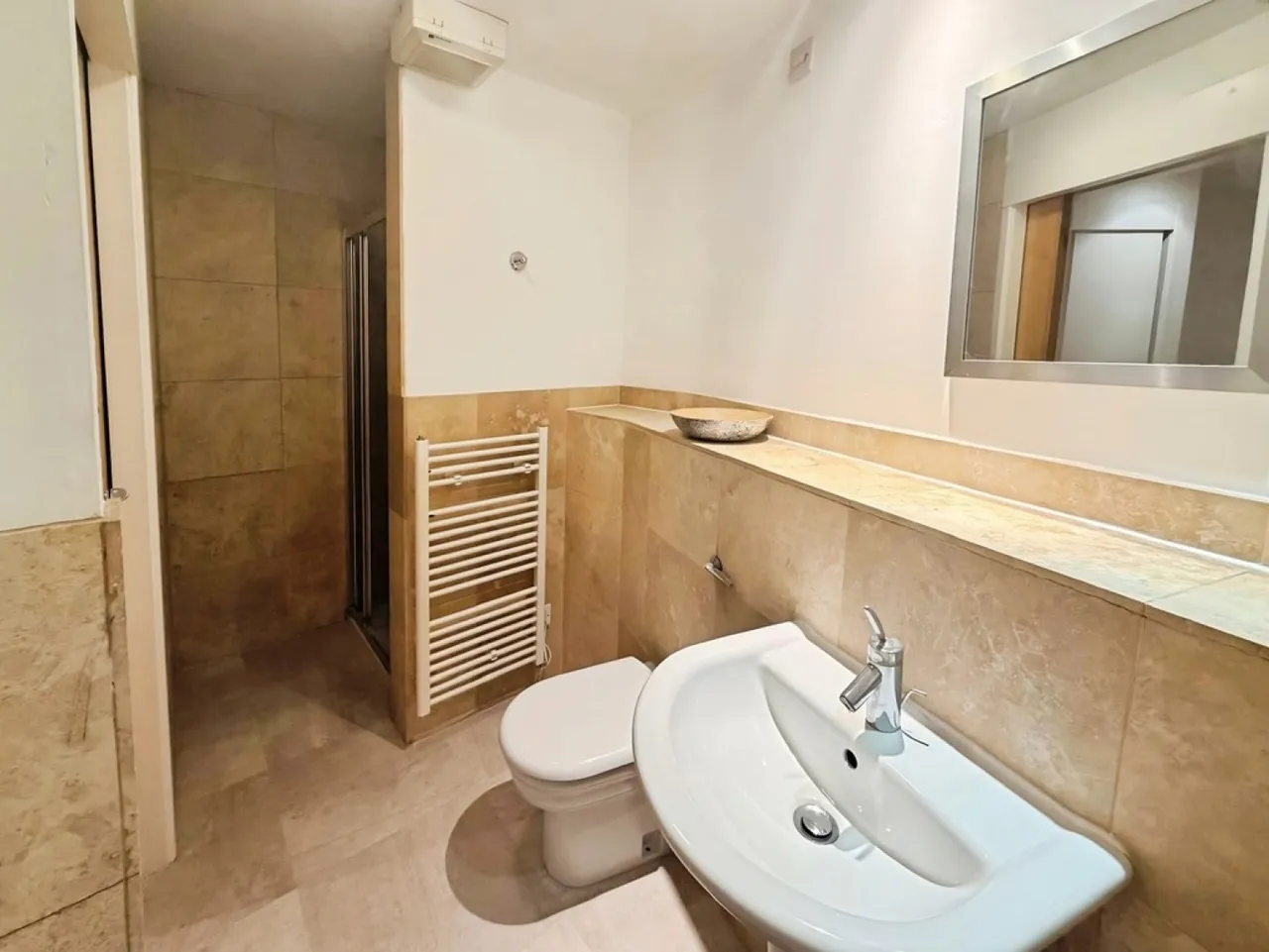 Victoria House, The Headrow, LS1, photo 8