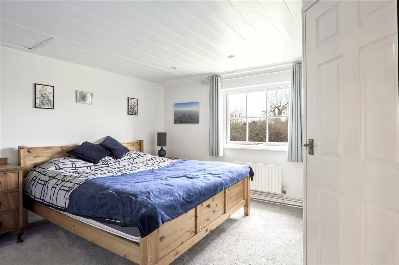 Exceptional Five-Bedroom Period Home with Countryside Views, Peaceful Rural Location Near Cambridge, photo 22