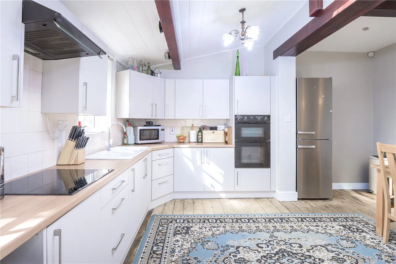 Exceptional Five-Bedroom Period Home with Countryside Views, Peaceful Rural Location Near Cambridge, photo 19