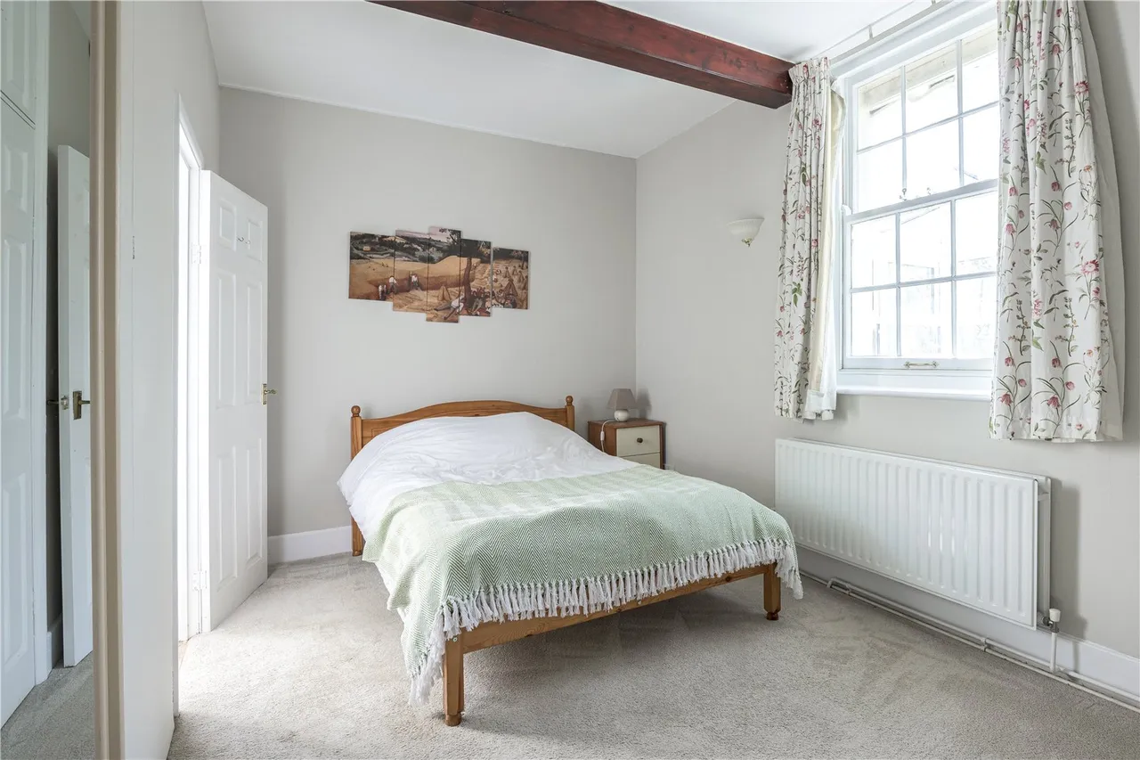 Exceptional Five-Bedroom Period Home with Countryside Views, Peaceful Rural Location Near Cambridge, photo 13