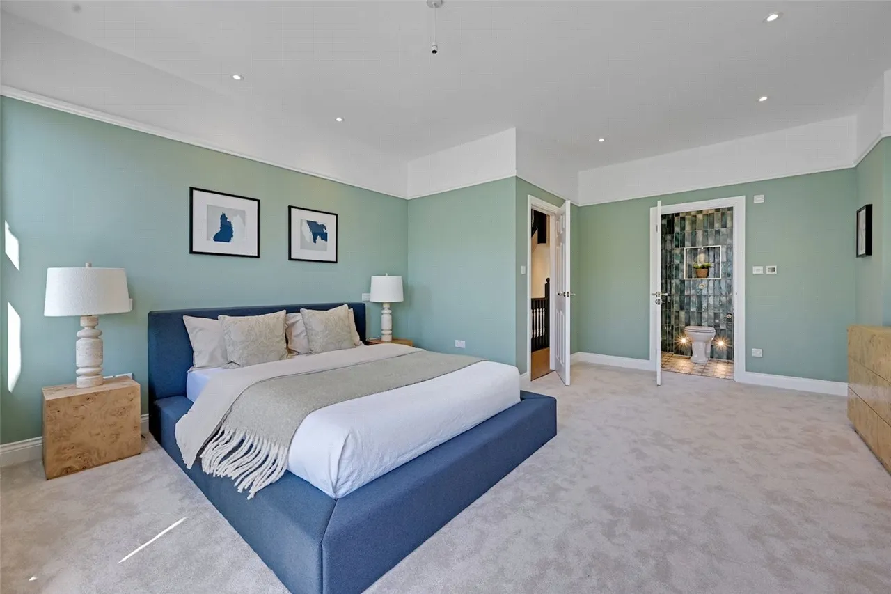 Earlsmead Road, London, NW10, photo 3