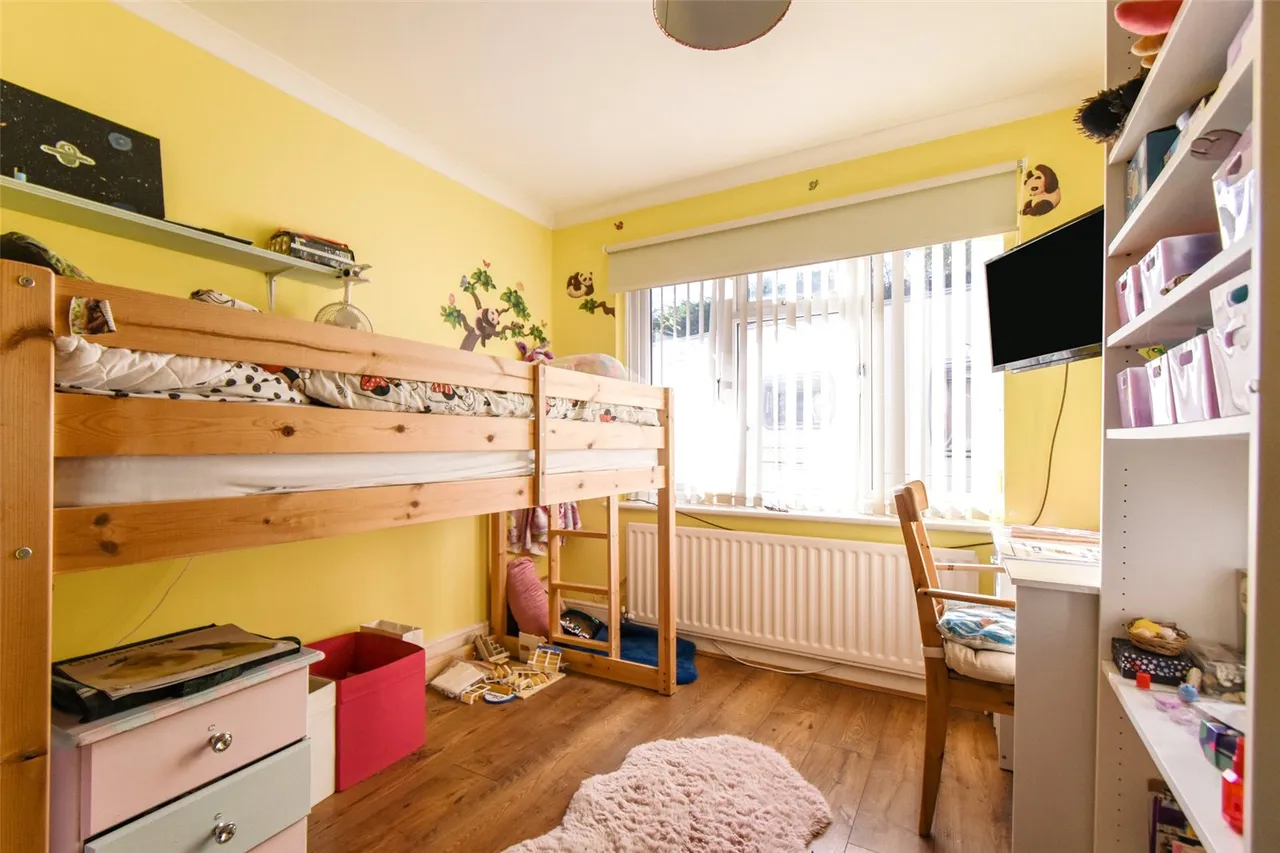 Reading Road, Hook, Hampshire, RG27 9EA, photo 11