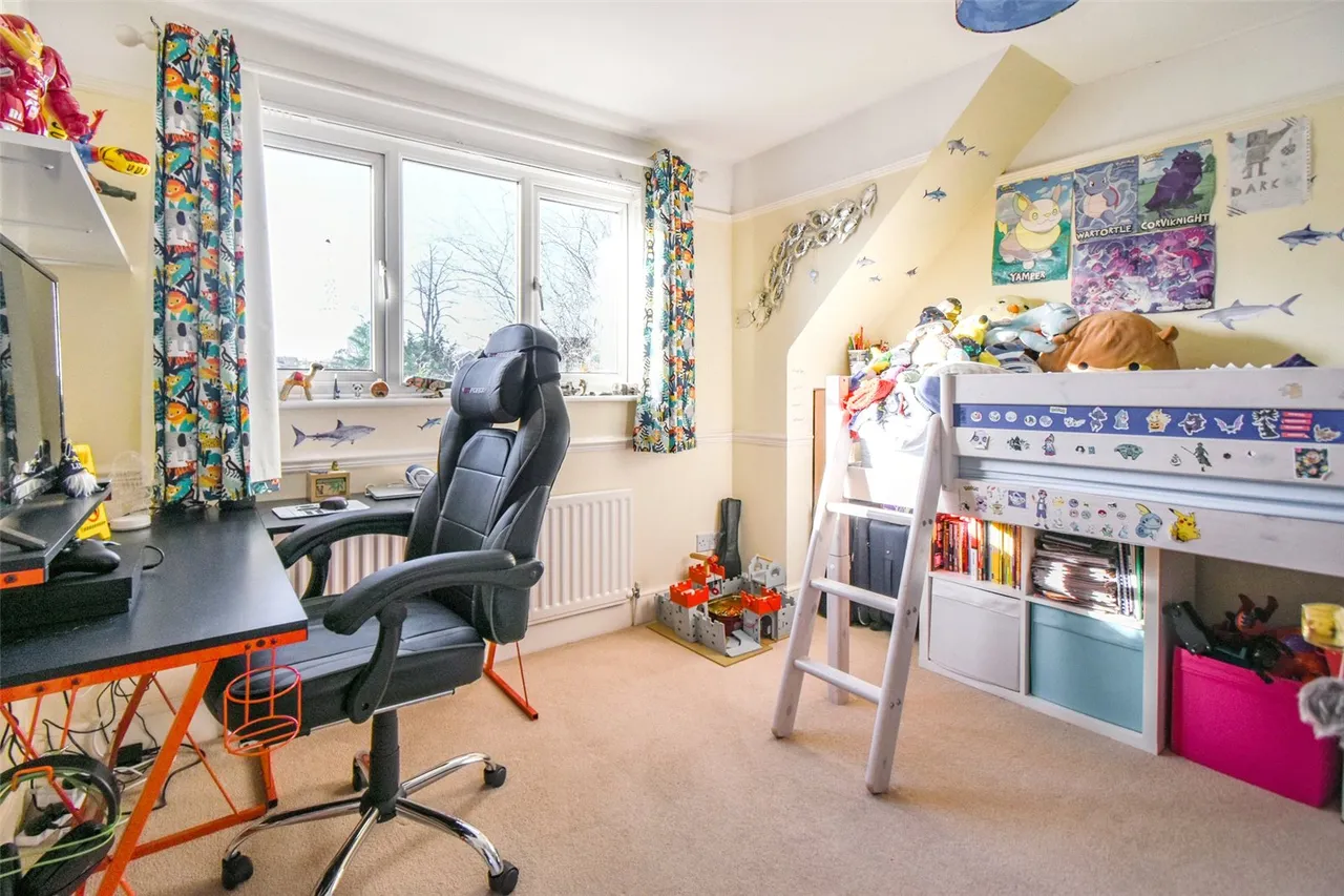 Reading Road, Hook, Hampshire, RG27 9EA, photo 10