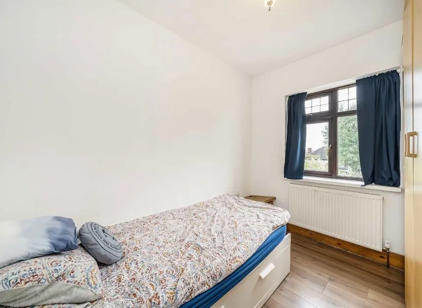 Highfield Avenue, Golders Green, NW11, photo 12