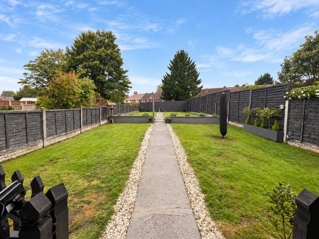 Queslett Road, Great Barr, B43, photo 13