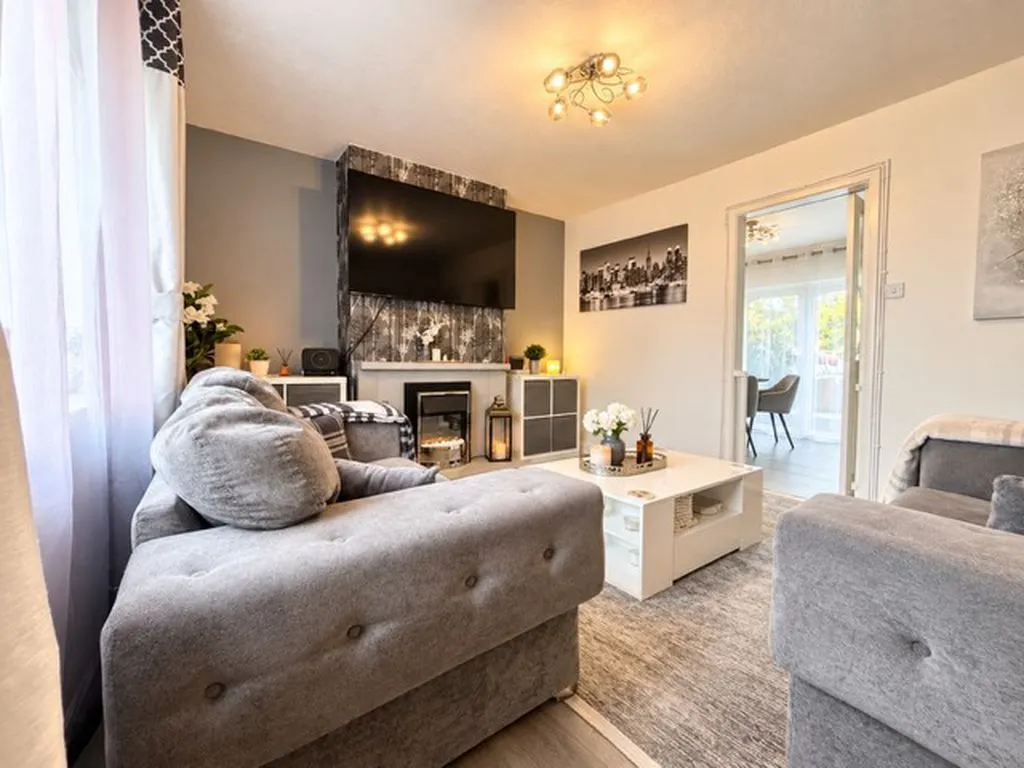 Queslett Road, Great Barr, B43, photo 4