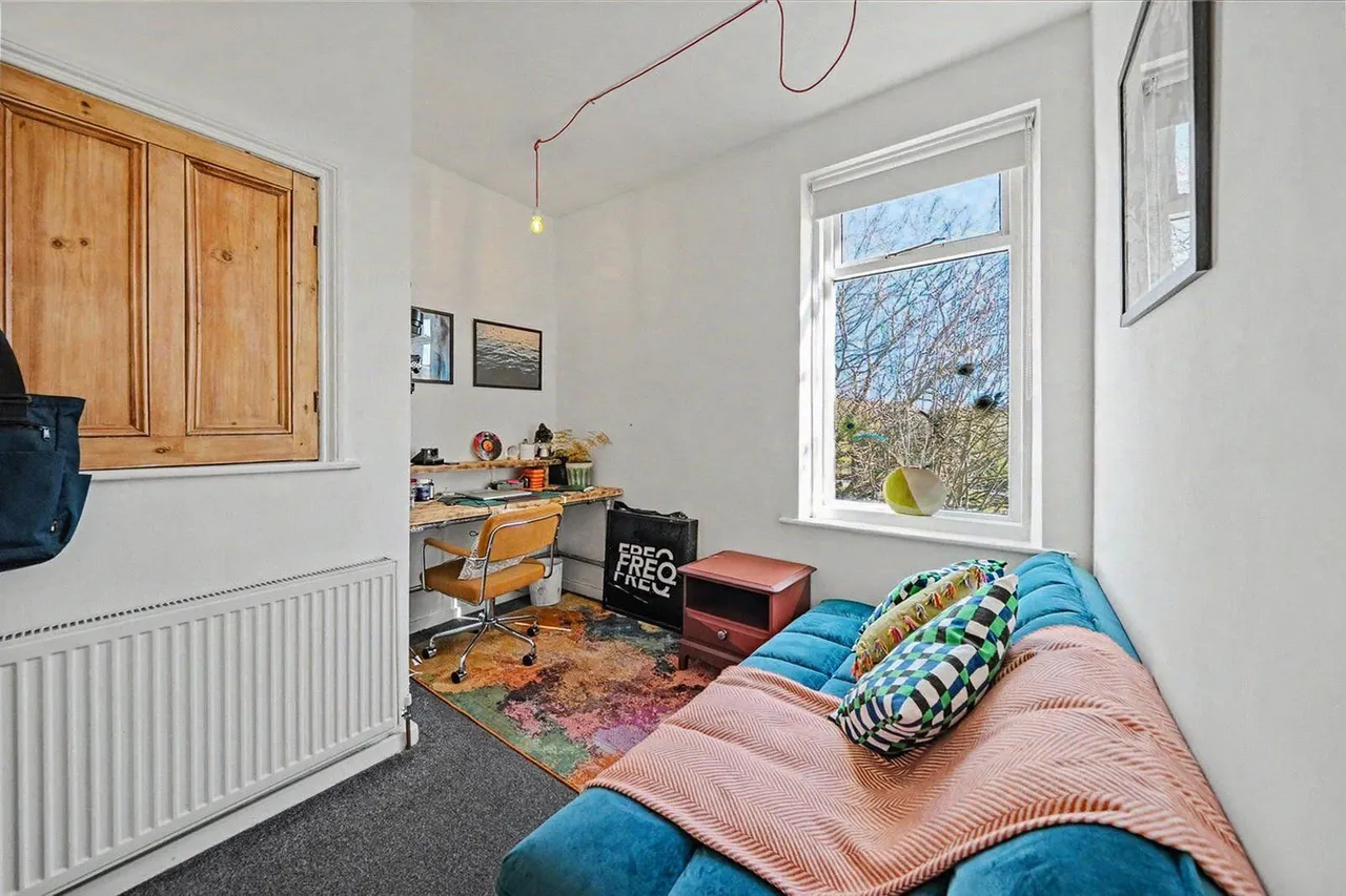 Oakfield Terrace, Horsforth, LS18, photo 11