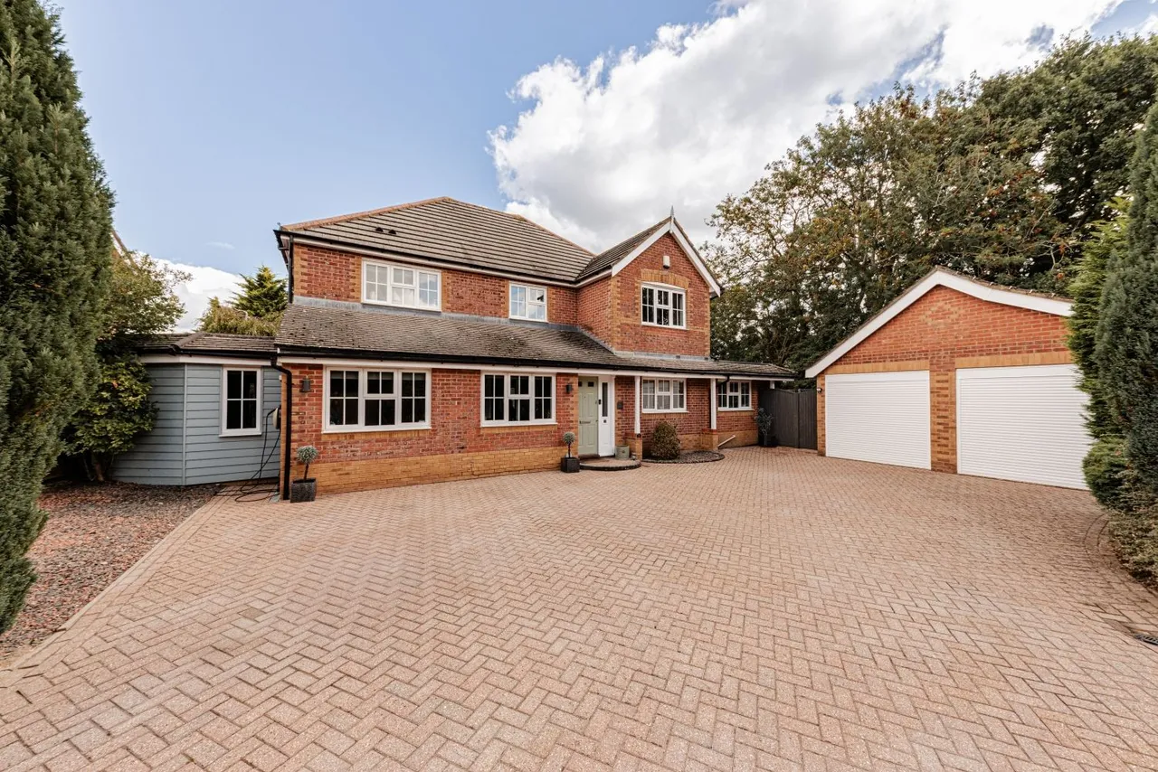 Widgeon Walk, Hawkinge, CT18, photo 34