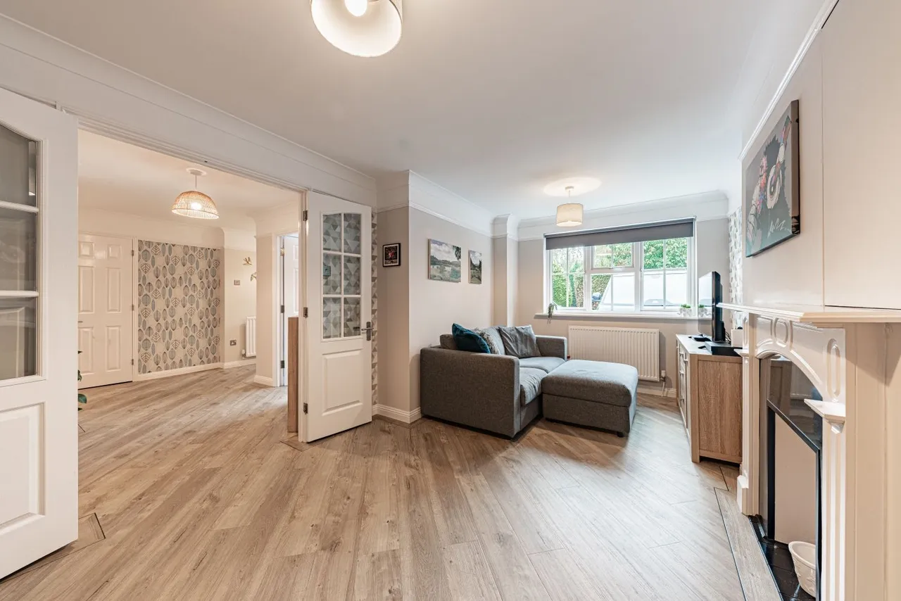 Widgeon Walk, Hawkinge, CT18, photo 16