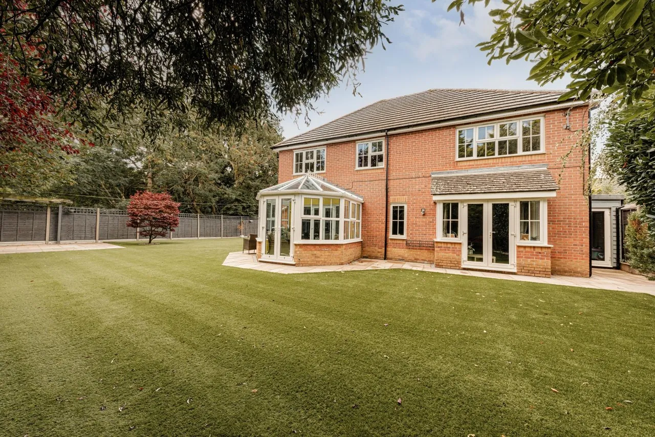 Widgeon Walk, Hawkinge, CT18, photo 28