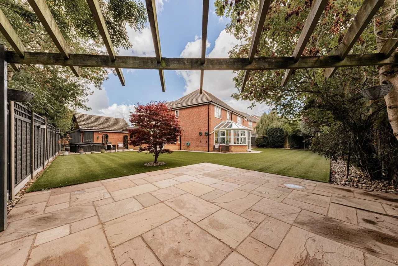Widgeon Walk, Hawkinge, CT18, photo 29