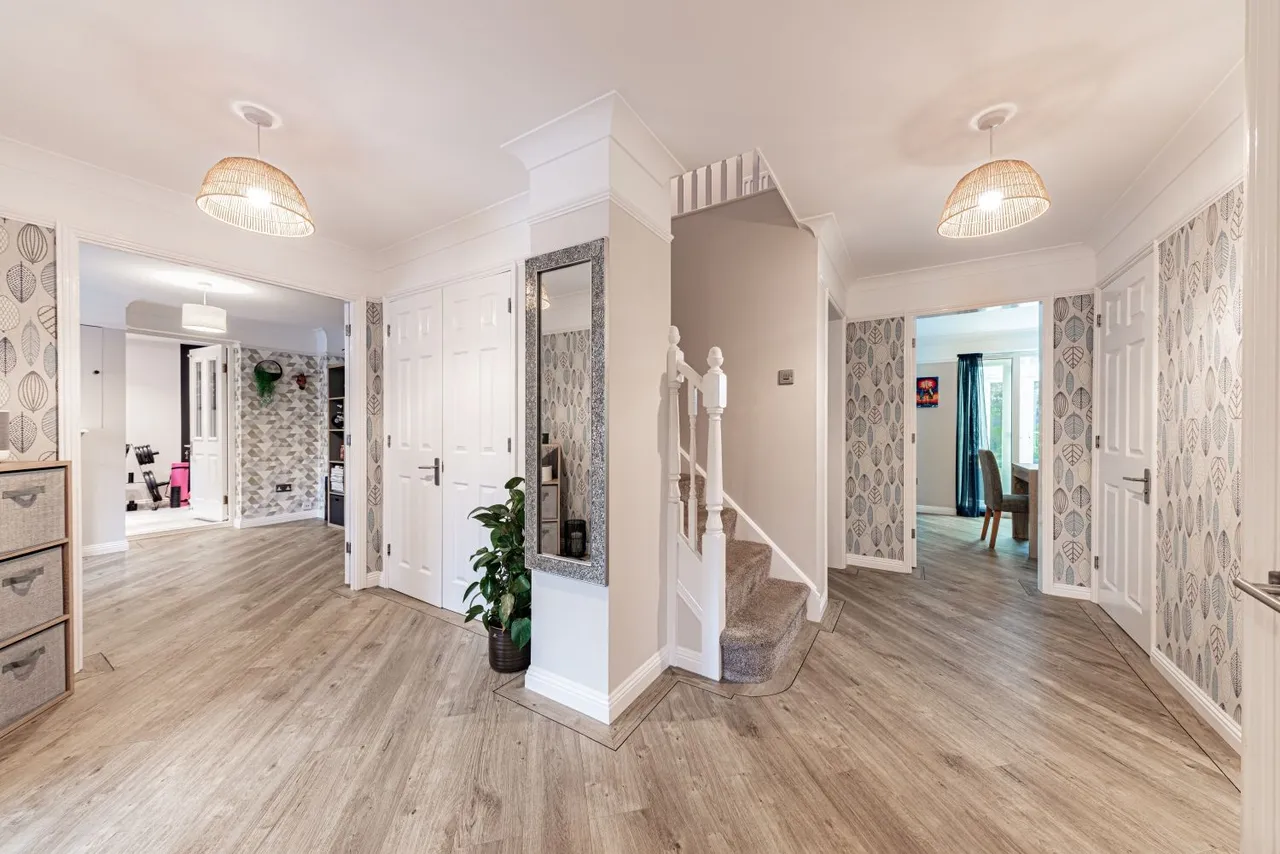 Widgeon Walk, Hawkinge, CT18, photo 10