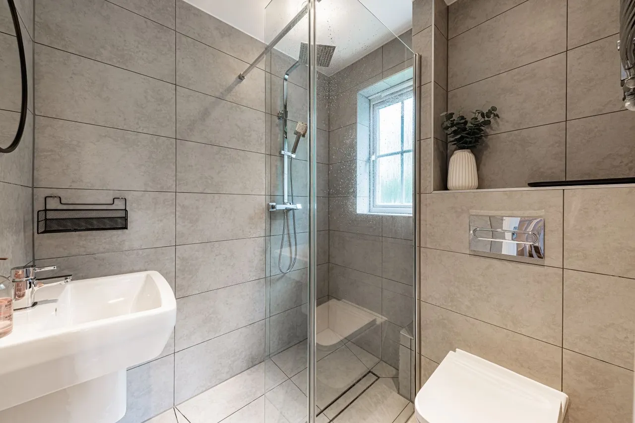Widgeon Walk, Hawkinge, CT18, photo 24