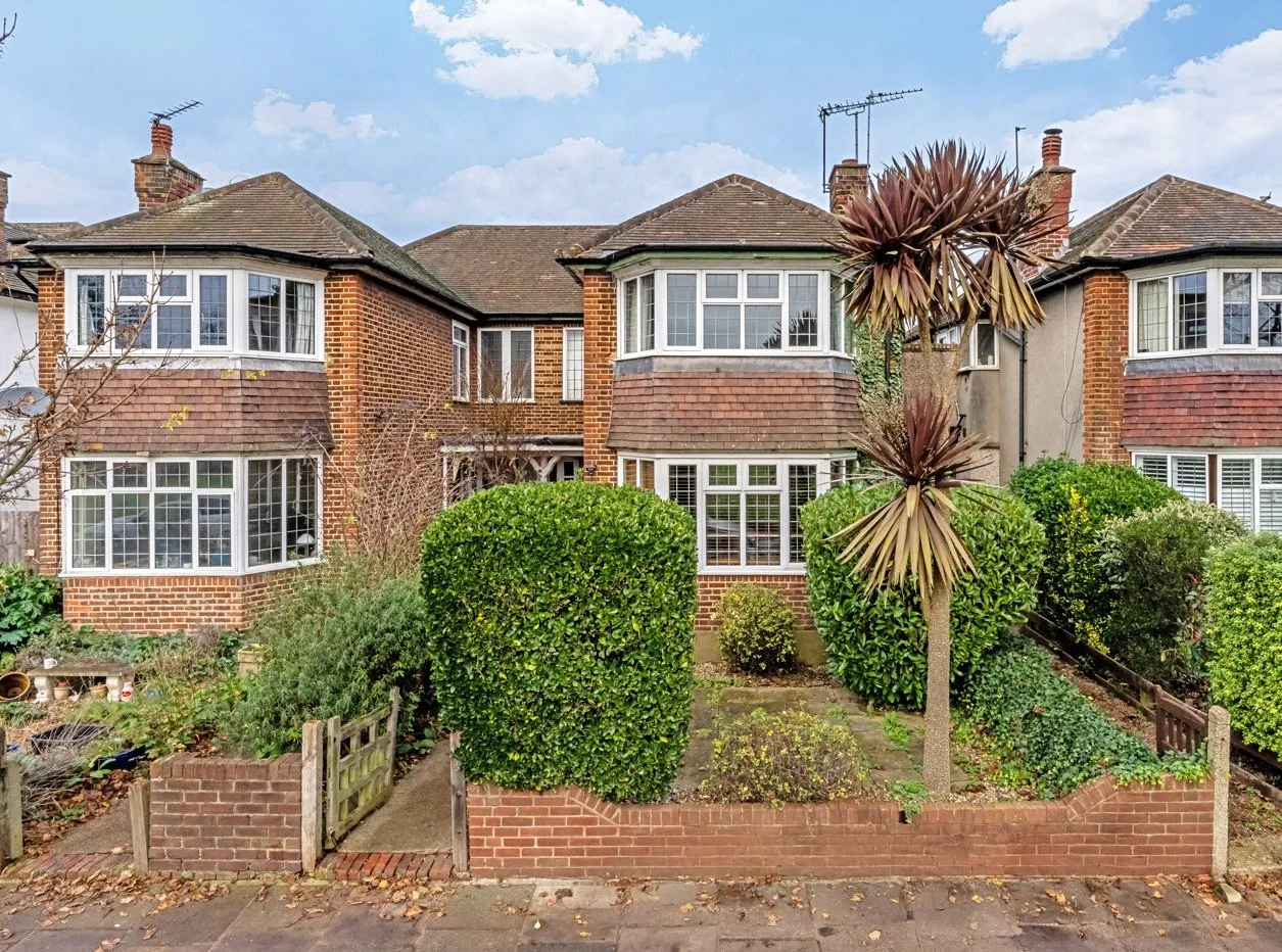 2 bed flat for sale — Craneford Way, Twickenham, TW2 7SQ