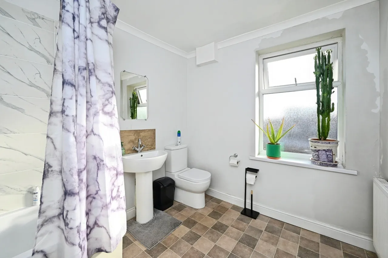 Carter Lane, Mansfield, Nottinghamshire, NG18, photo 13