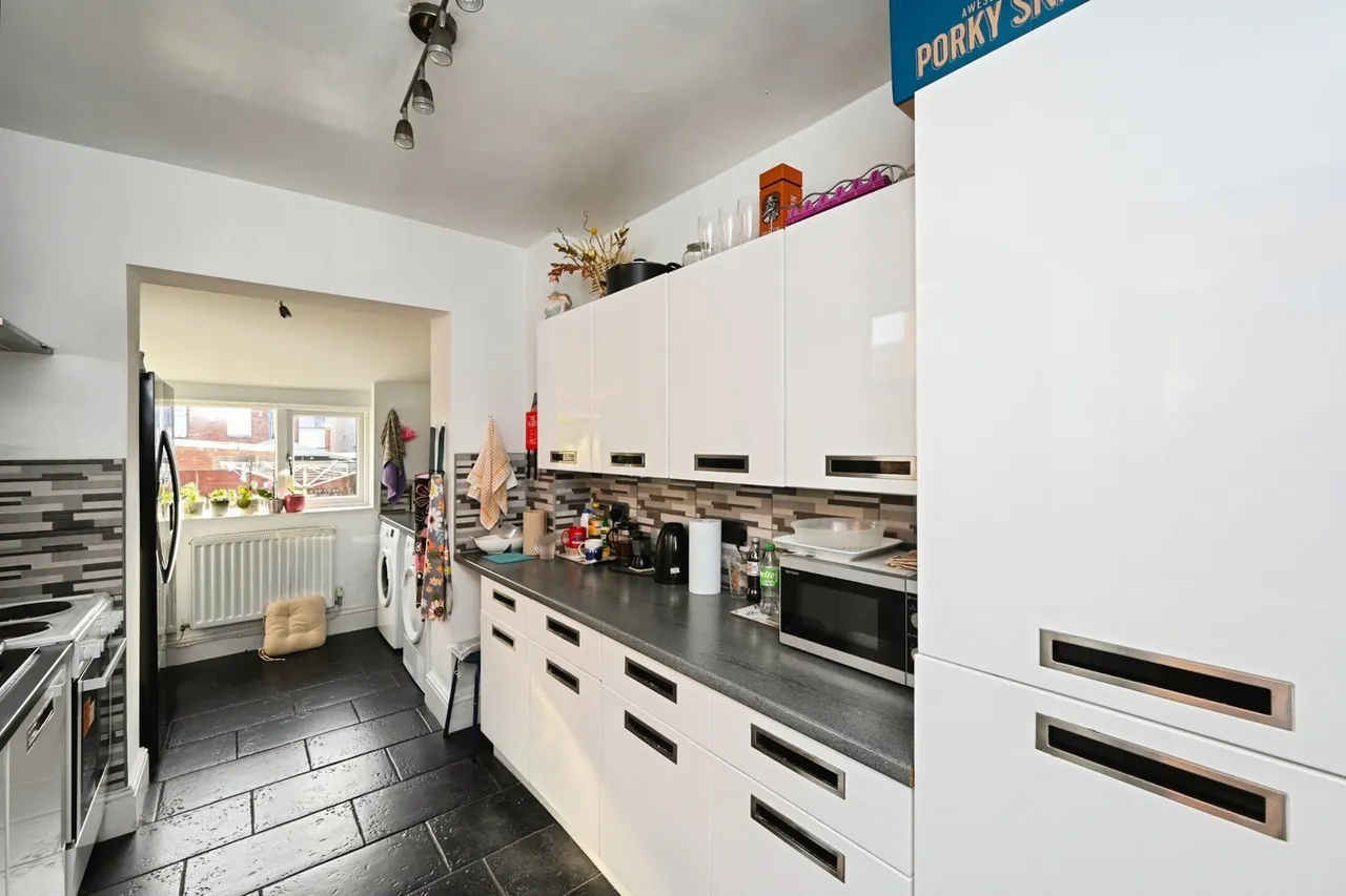 Carter Lane, Mansfield, Nottinghamshire, NG18, photo 3