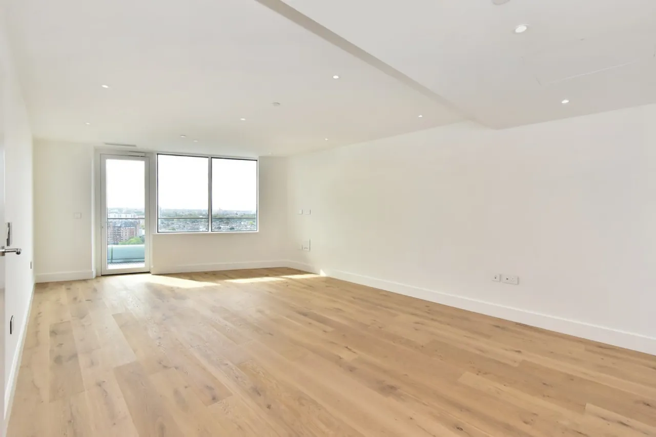 Lombard Wharf, Battersea, photo 9