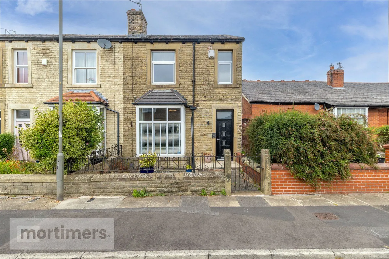 Moss Hall Road, Accrington, BB5, photo 22