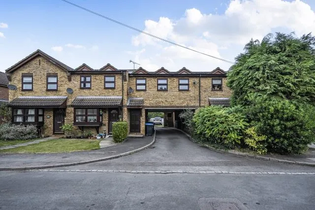 Oakley Close, Addlestone, KT15, photo 7