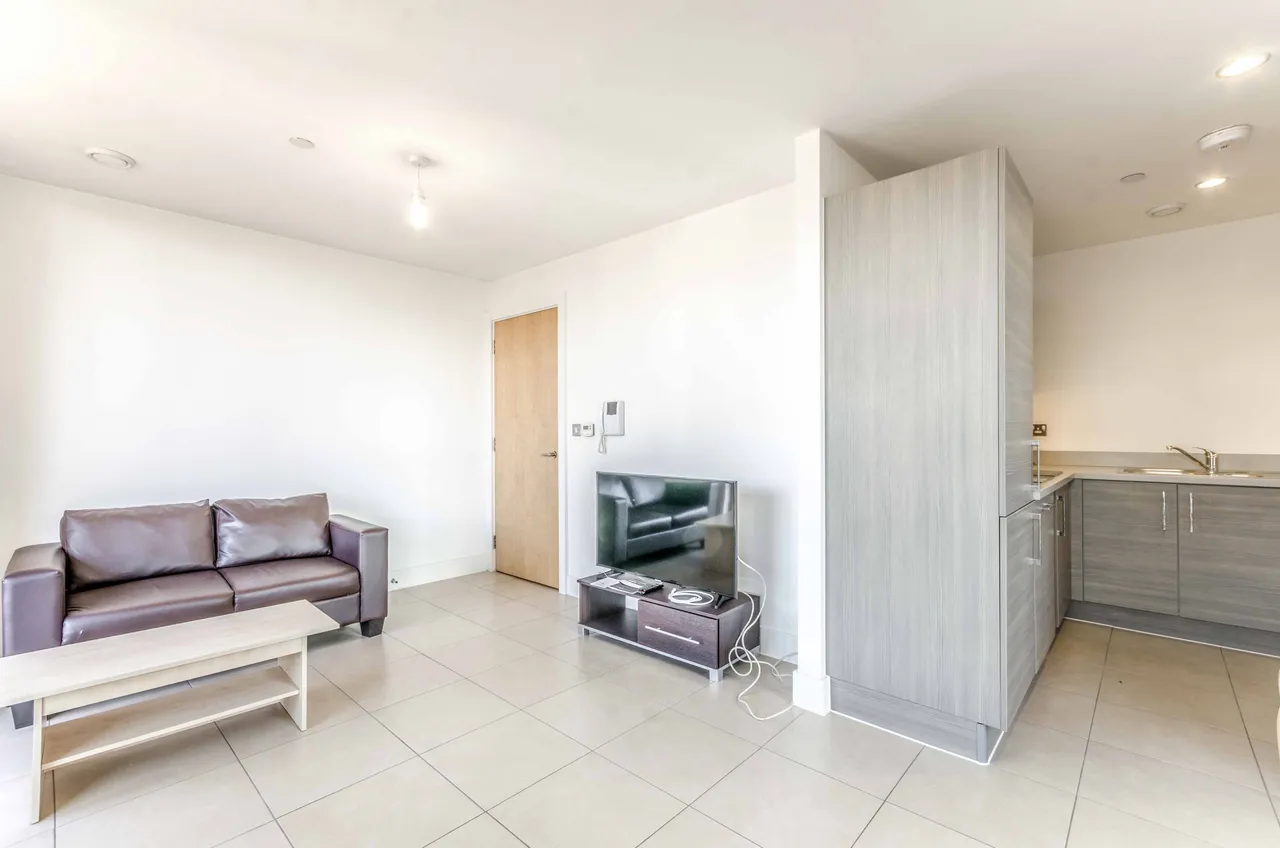 503 Streamlight Tower, 9 Province Square, London, photo 7