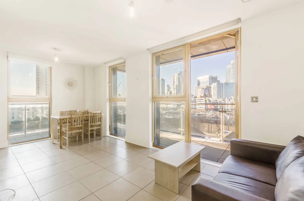 503 Streamlight Tower, 9 Province Square, London, photo 5