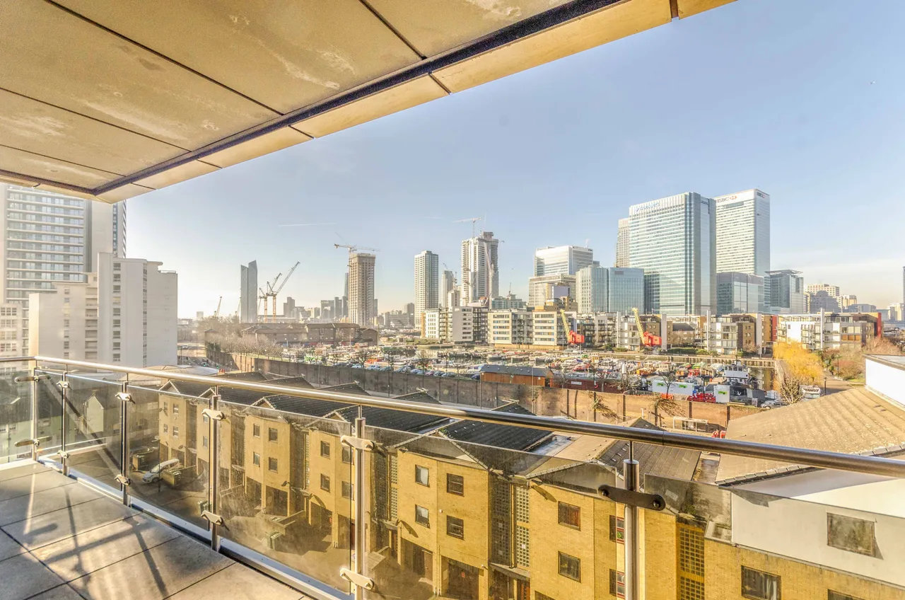 503 Streamlight Tower, 9 Province Square, London, photo 4