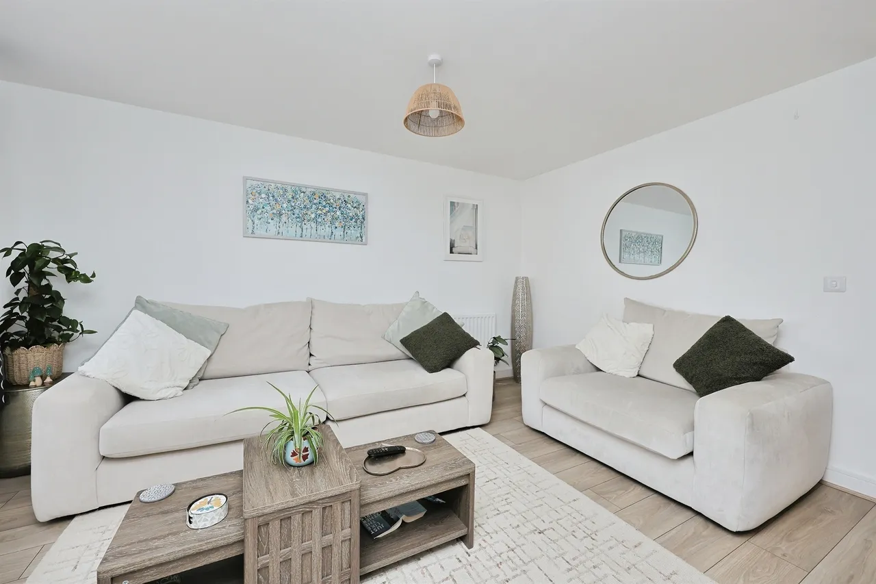 Turner Crescent, Postwick, NR13, photo 3