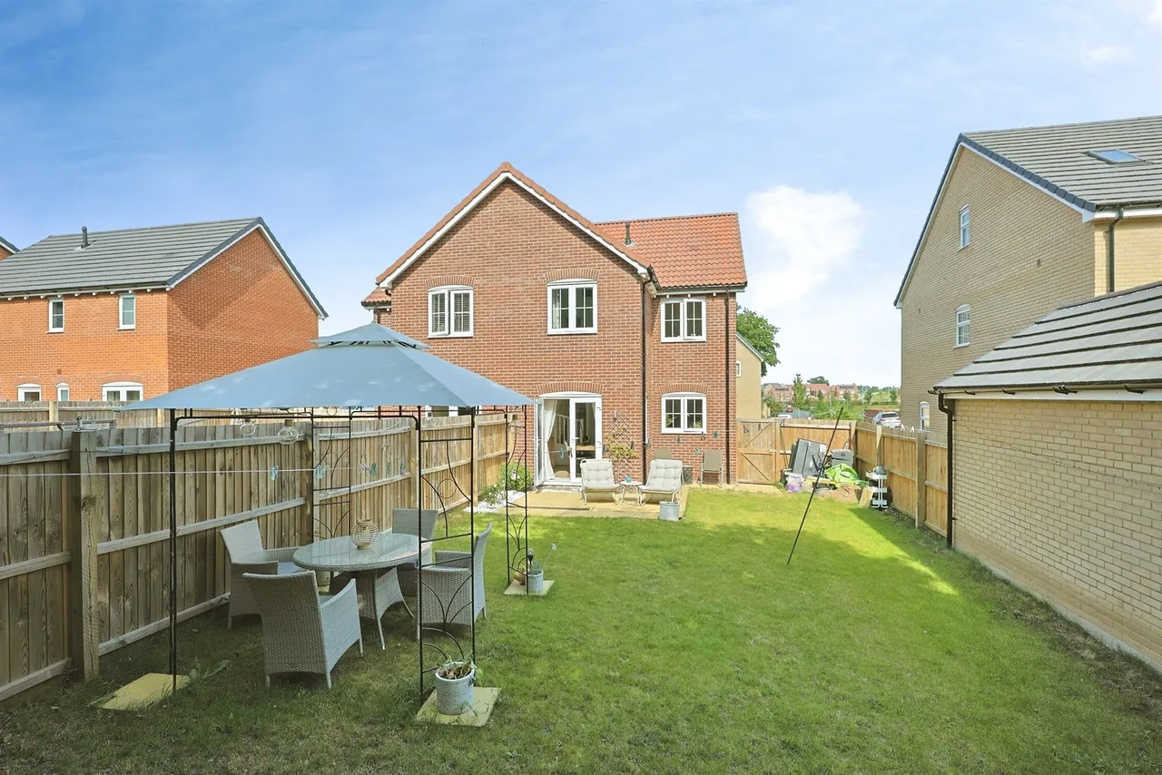 Turner Crescent, Postwick, NR13, photo 15