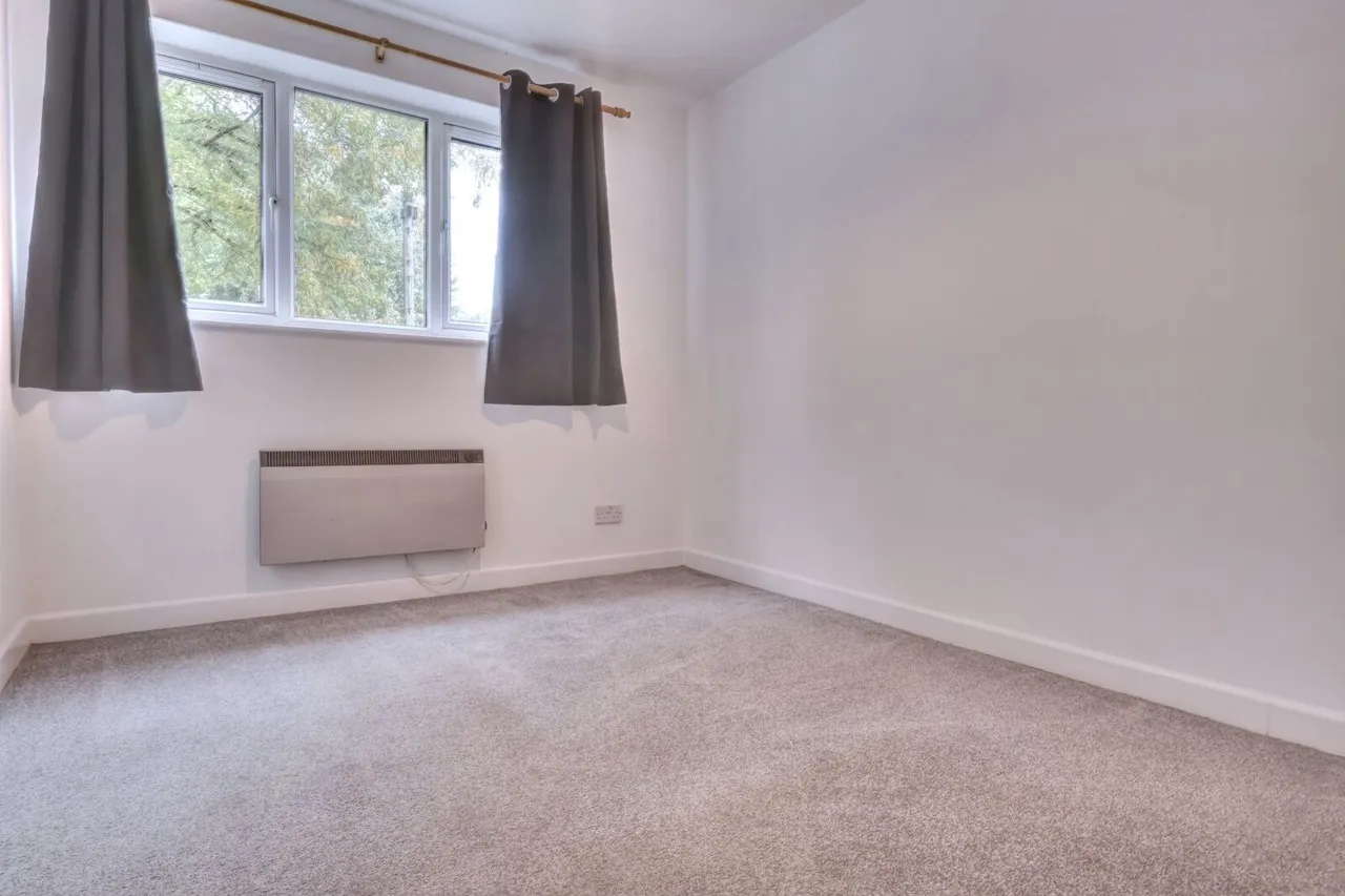 London Road, High Wycombe, HP11, photo 5