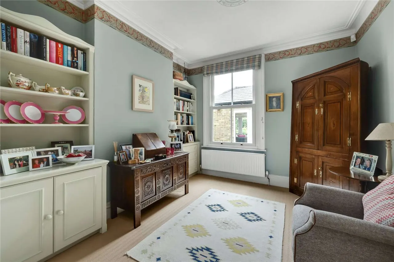 Manor Road, East Molesey, Surrey, KT8 9JU, photo 4