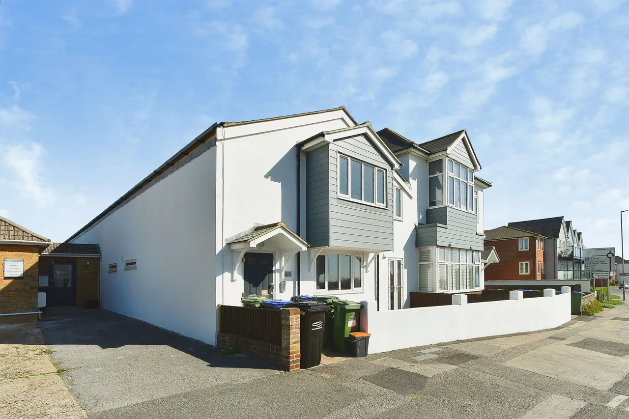 South Coast Road, Peacehaven, BN10, photo 14