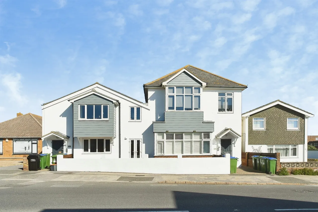 South Coast Road, Peacehaven, BN10, photo 13