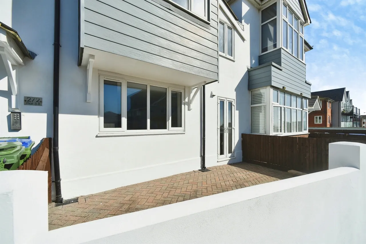 South Coast Road, Peacehaven, BN10, photo 12