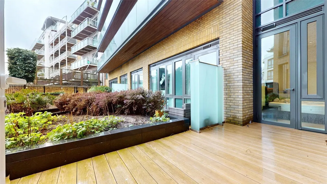 Kew Bridge Road, Brentford, TW8, photo 9