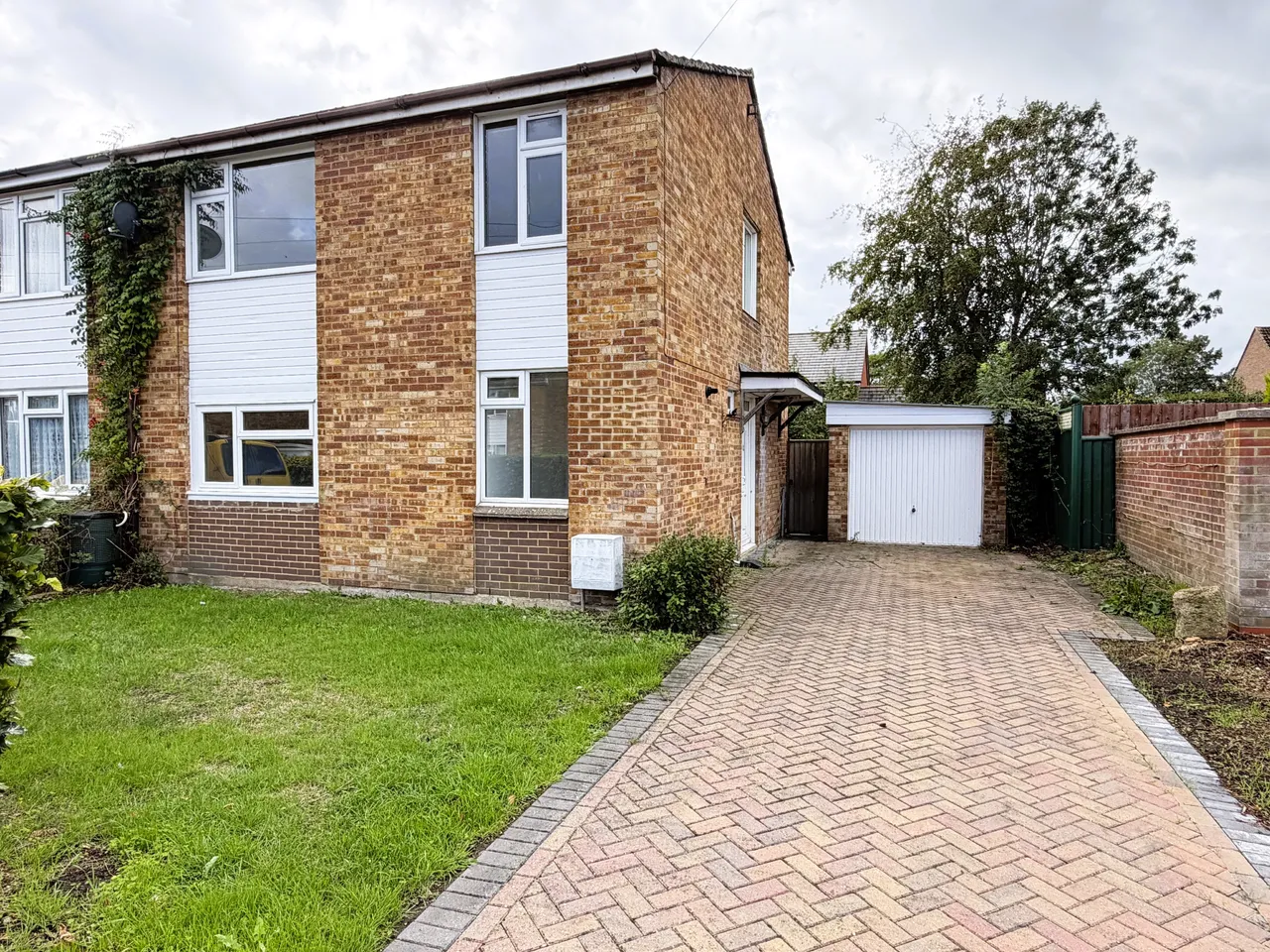 4 bed house to rent — Elm Tree Gardens, Devizes, SN10