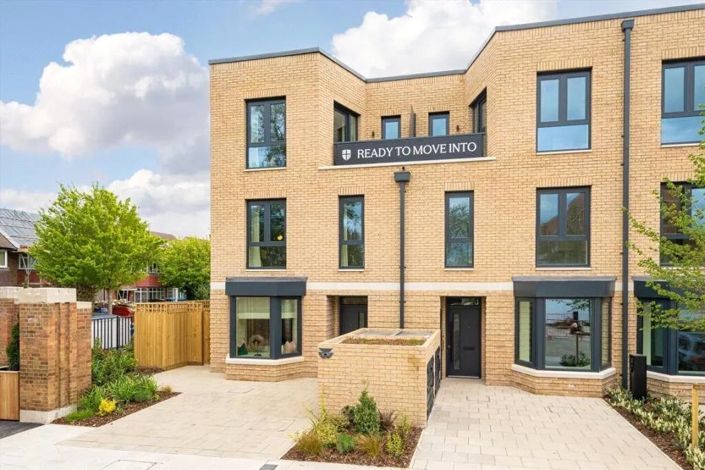 3 bed house for sale, Egerton Road, Twickenham, TW2