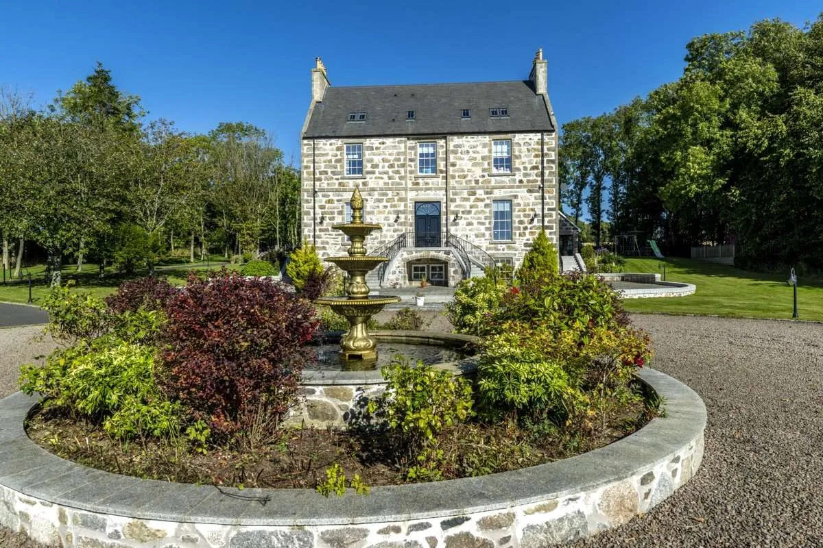 4 bed house for sale — Pittrichie Mansion House, Whiterashes, Aberdeen, AB21 0QT