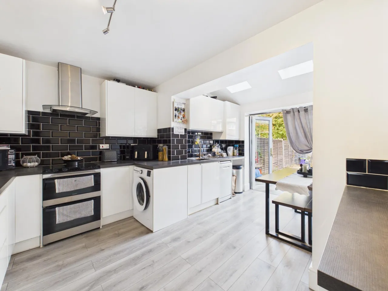 Stratfield Avenue, Tadley, RG26, photo 5