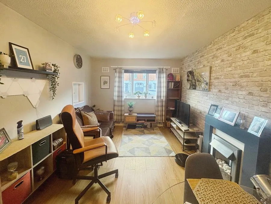 Victoria Mews, Saltisford, CV34, photo 3