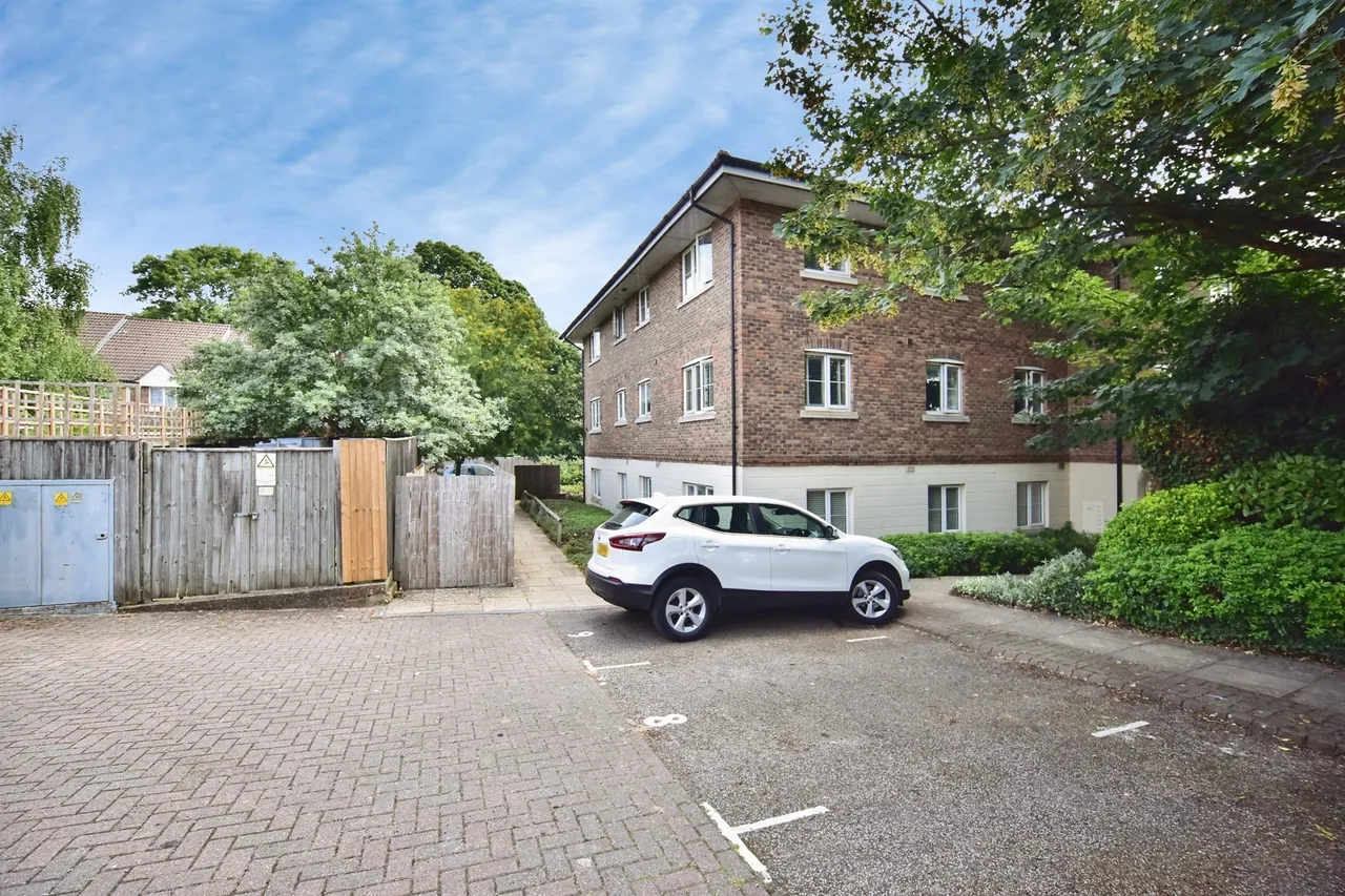 2 bed flat for sale — Westborough Mews, Maidstone
