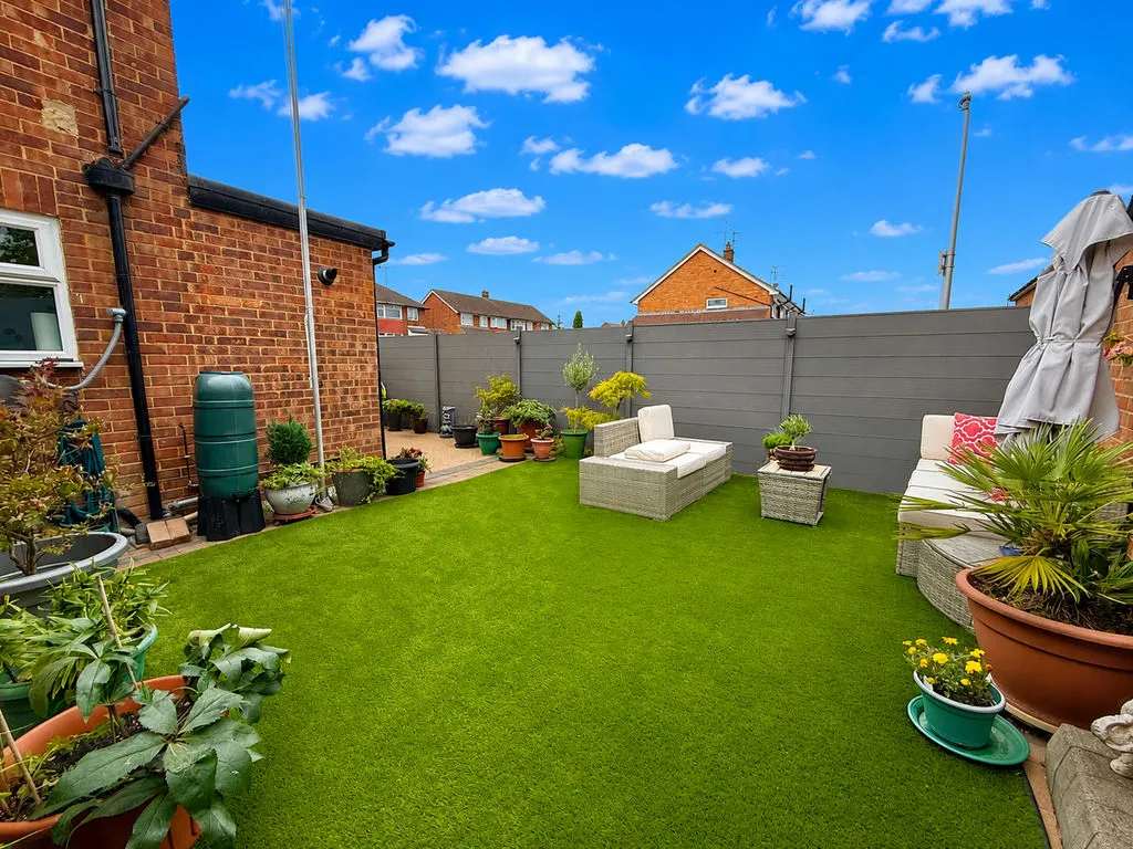 Duncombe Drive, Dunstable LU5 4QZ, photo 18