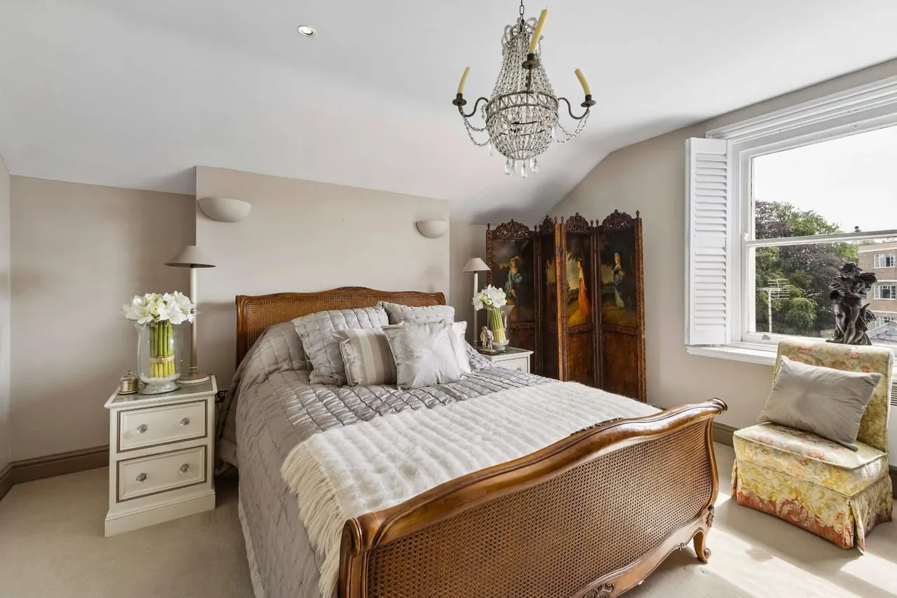 Lypiatt Road, Cheltenham, Gloucestershire, GL50 2QJ, photo 8